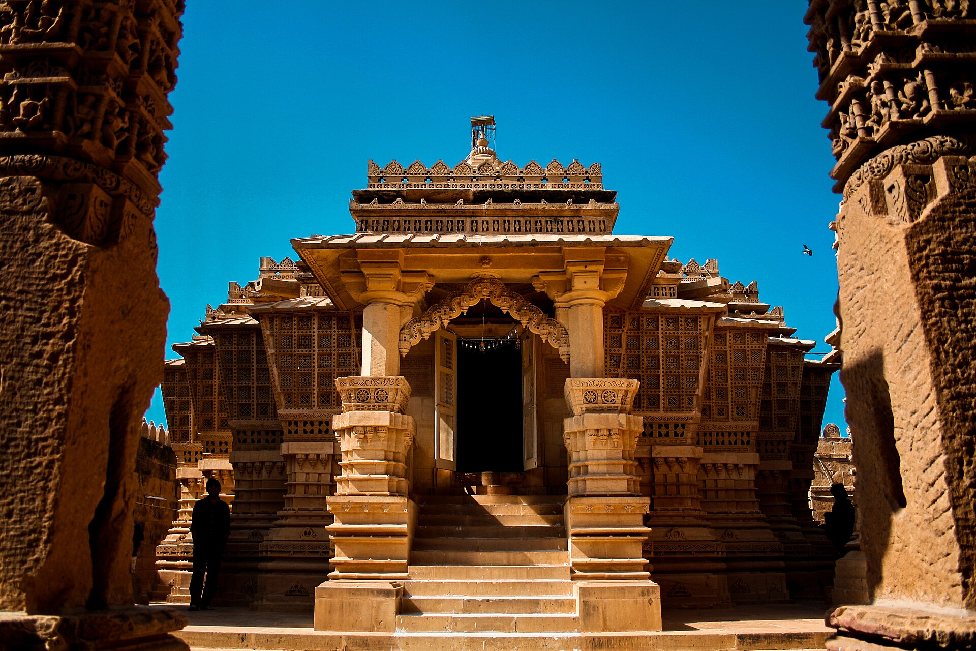 About Lodurva Jain Temple