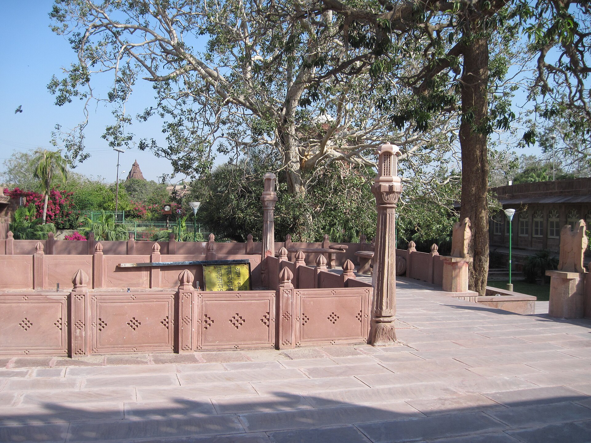 Mandore Temple